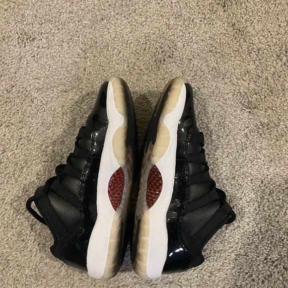SOLD❗️Jordan 11 low (2022) - Picture 5 of 7